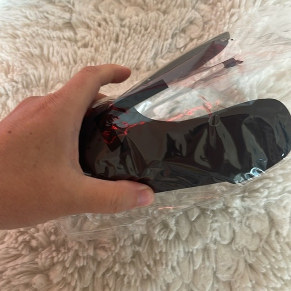 Black plastic tips for a shoe tree right and left - Picture 3 of 3